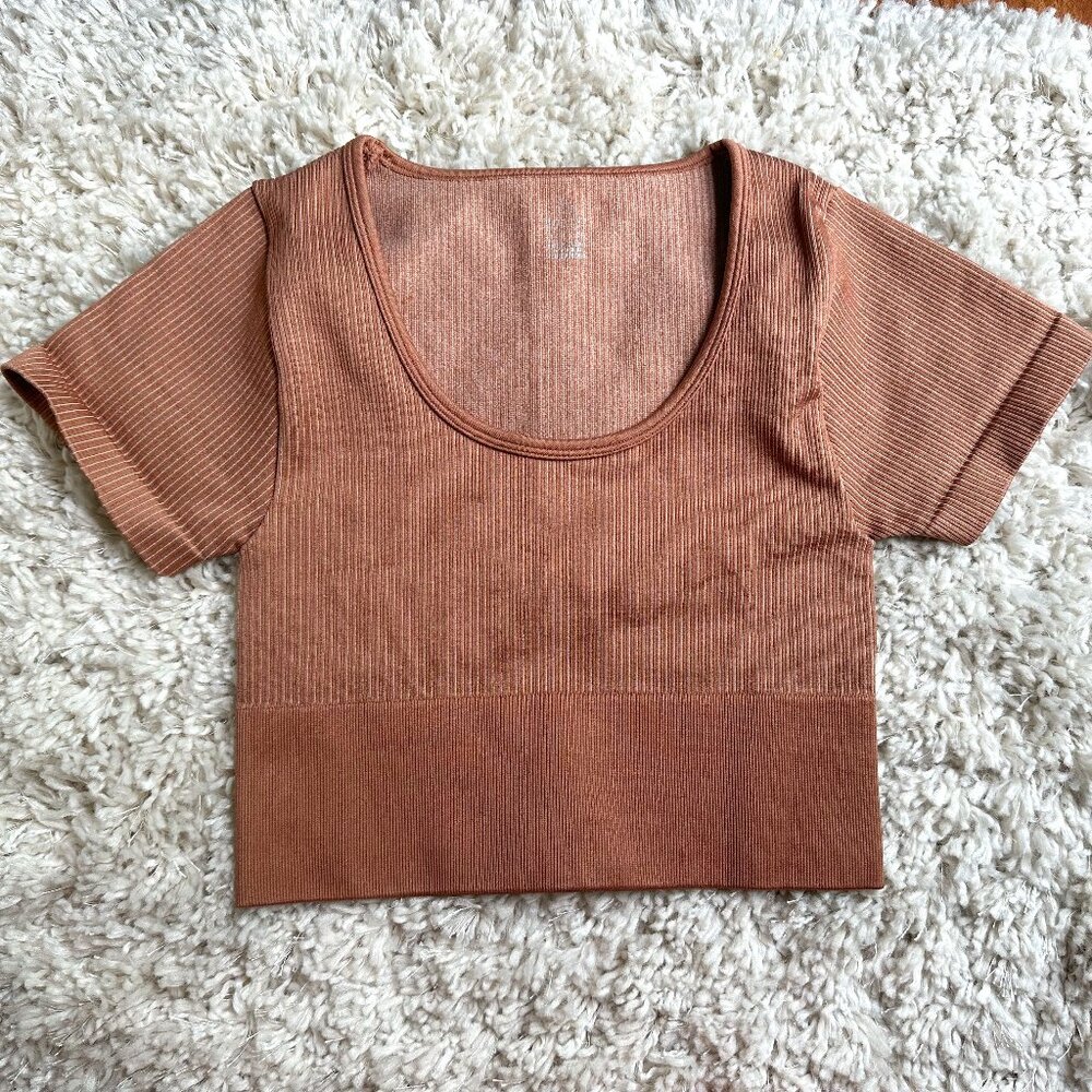 Aerie Offline Women's Blush Ribbed Crop top